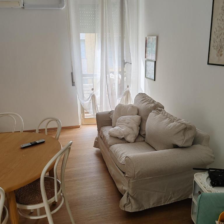 LaPerlaBianca - Appartamento con 2 Camere da Letto e Vista Città - 9