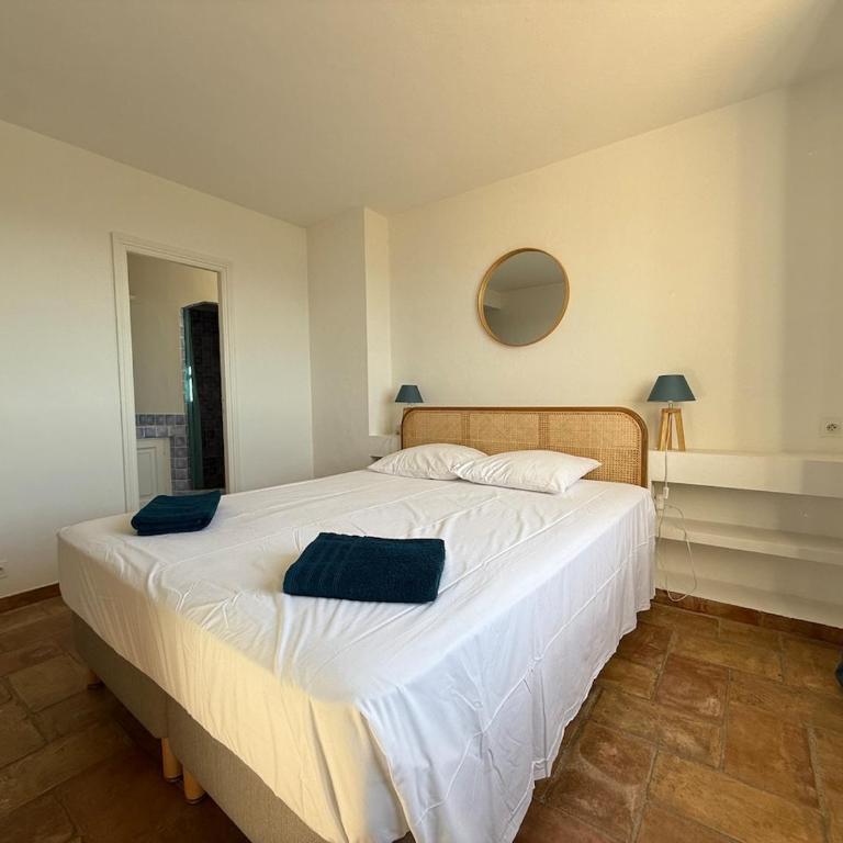 Villa Provençale de Charme avec Piscine et Vue mer - Villa - 11