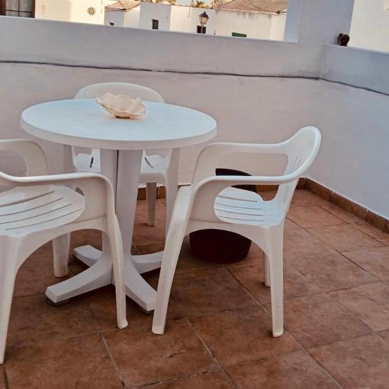 Amanecer Breia Apartment - Two-Bedroom Apartment - 2