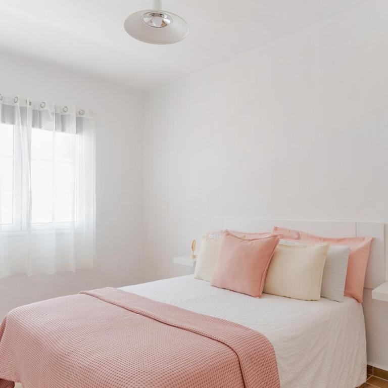 Amanecer Breia Apartment - Two-Bedroom Apartment - 24