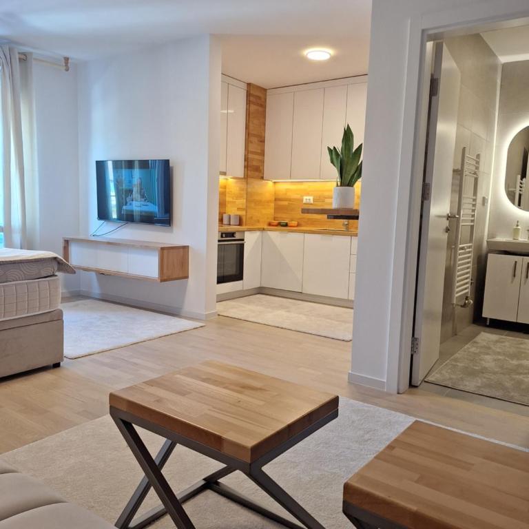 Sunset Dream Apartment -- 2 minutes from the Airport - Apartman sa 1 Spavaćom Sobom - 1