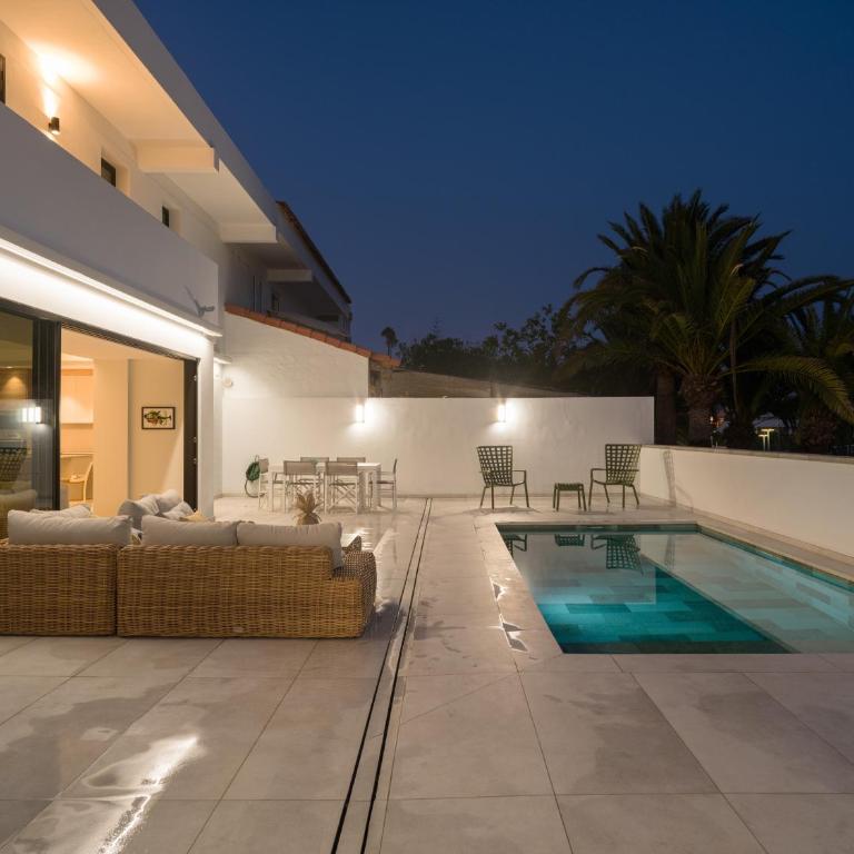 Las Burras Ocean Front Views - Superior Chalet - 11