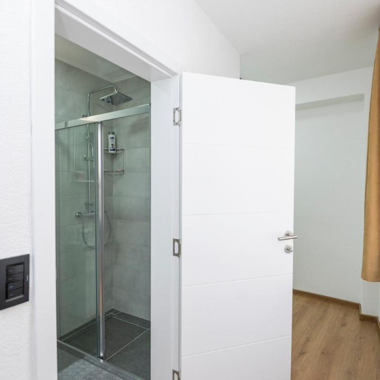 Lelas Studio Apartments 2 - free parking - Apartman sa 1 Spavaćom Sobom - 9