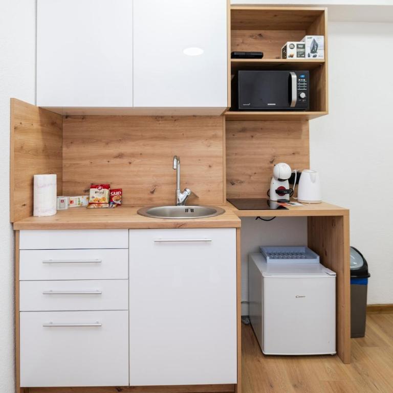 Lelas Studio Apartments 2 - free parking - One-Bedroom Apartment - 7