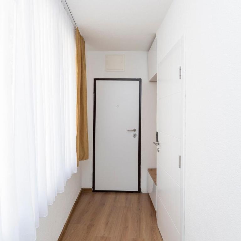 Lelas Studio Apartments 2 - free parking - One-Bedroom Apartment - 13