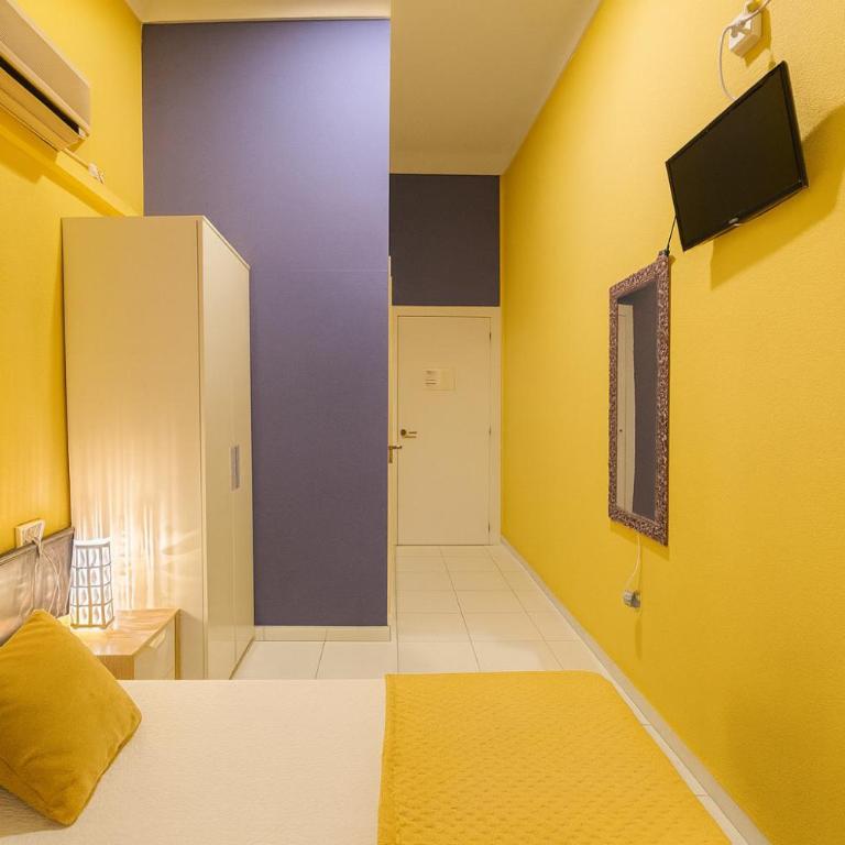 Casa Antares - Single Room with Private Bathroom - 5
