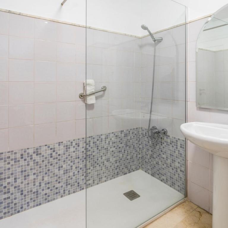 VLC HOST - Linterna - Two-Bedroom Apartment - 17