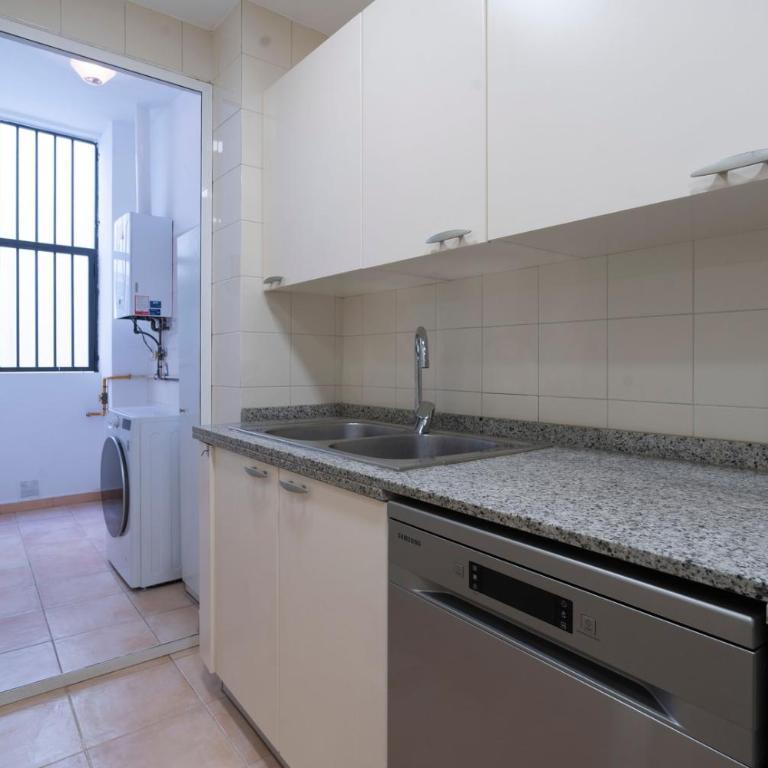 VLC HOST - Linterna - Two-Bedroom Apartment - 40