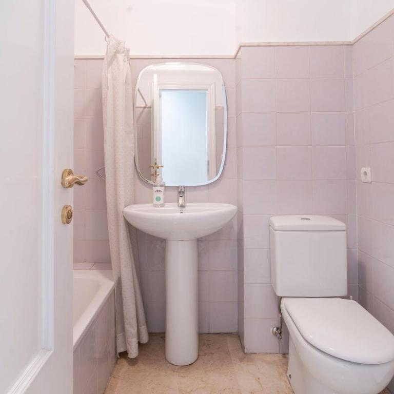 VLC HOST - Linterna - Two-Bedroom Apartment - 47
