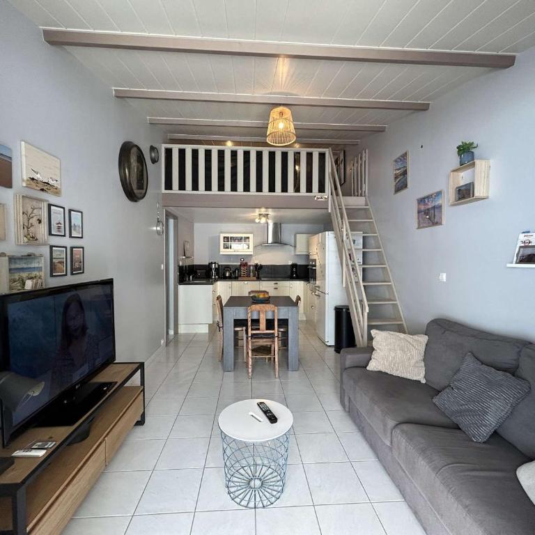 Maison confortable à 300m de l'océan avec terrasse et parking privatif - FR-1-224C-353 - Ferienhaus - 1