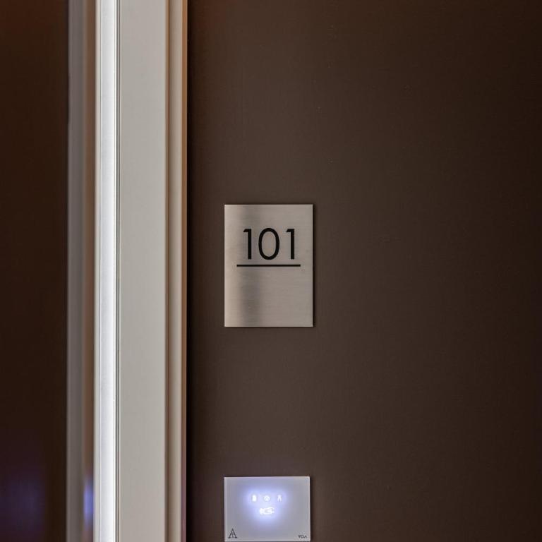 ROOM 101 by Aramis - Habitación Doble Deluxe - 1 o 2 camas - 7