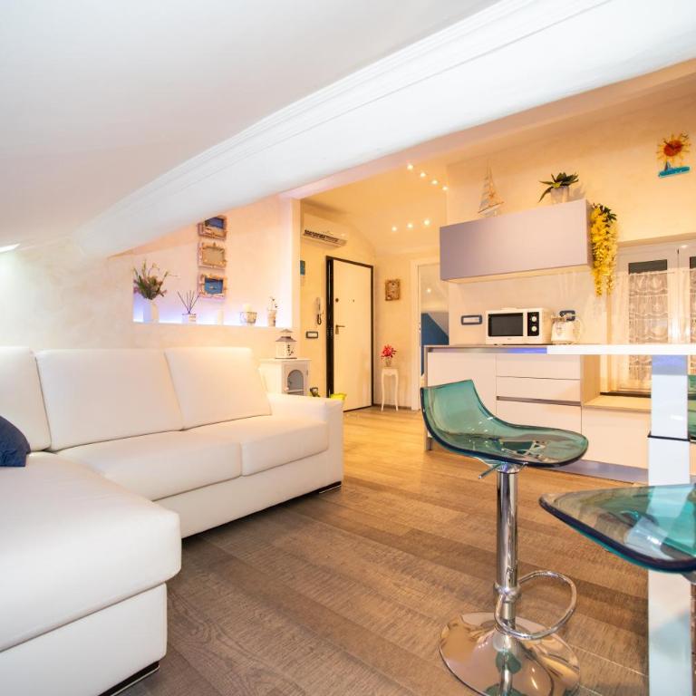 Loano centro - Attico a 2 passi dal mare - Apartamento de 1 dormitorio - 1