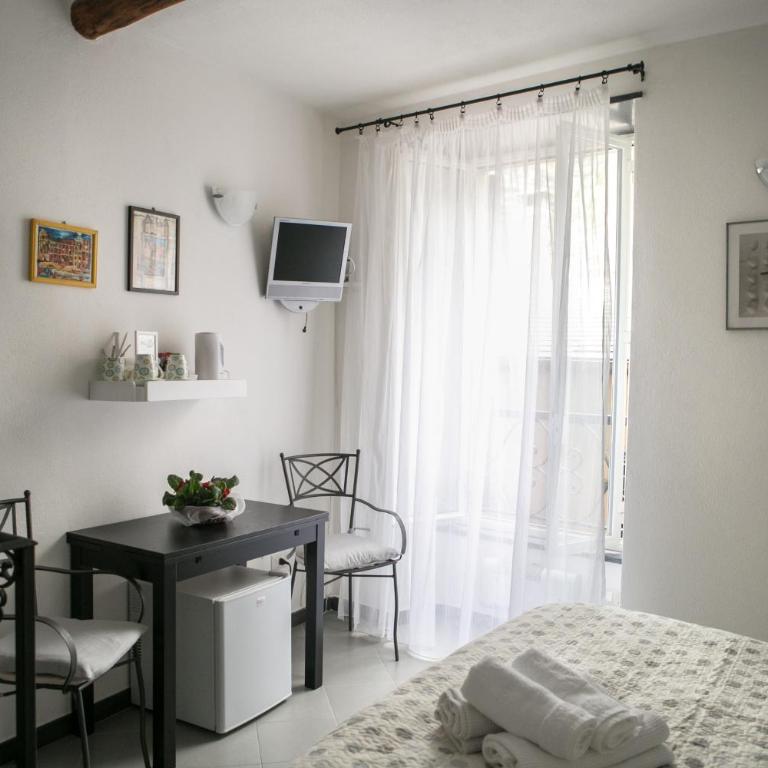 Gianna Rooms - Camera Matrimoniale con Bagno Privato - 5