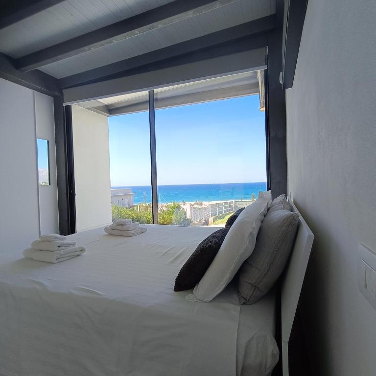 Villa Mare Luna - Camera Matrimoniale con Vista Mare - 10
