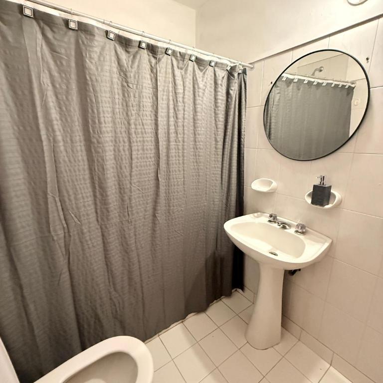 Espacioso Departamento en Microcentro con Cochera - One-Bedroom Apartment - 3