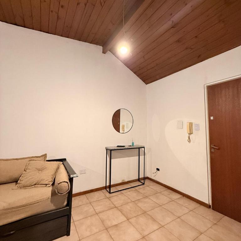 Espacioso Departamento en Microcentro con Cochera - One-Bedroom Apartment - 6