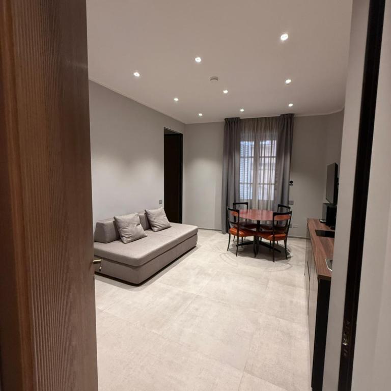 Leopoldo Suites - Appartamento con 1 Camera da Letto e Vasca Idromassaggio - 2