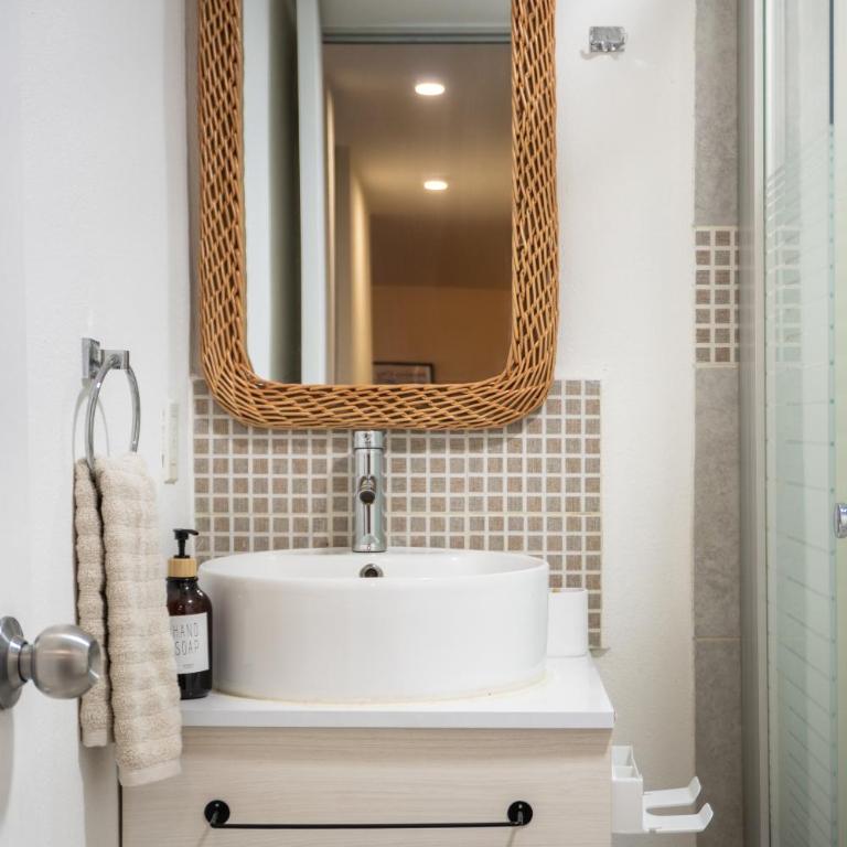 Apto a Pasos del GNP y Aeropuerto - Apartamento de 2 dormitorios - 15