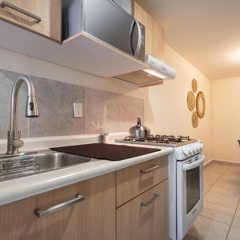 Apto a Pasos del GNP y Aeropuerto - Apartamento de 2 dormitorios - 20