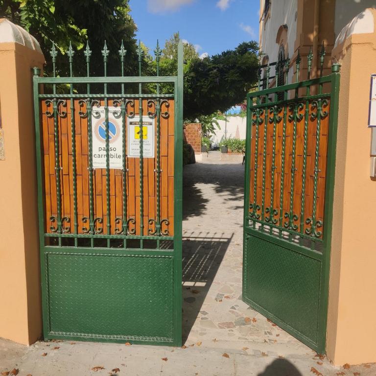 Villino Tecla Mondello - Three-Bedroom Villa - 25