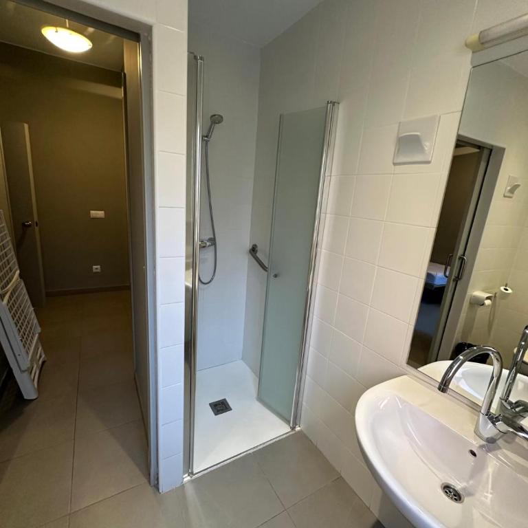 mikasita Bilbao - student housing & coliving - Large Double Room - 10