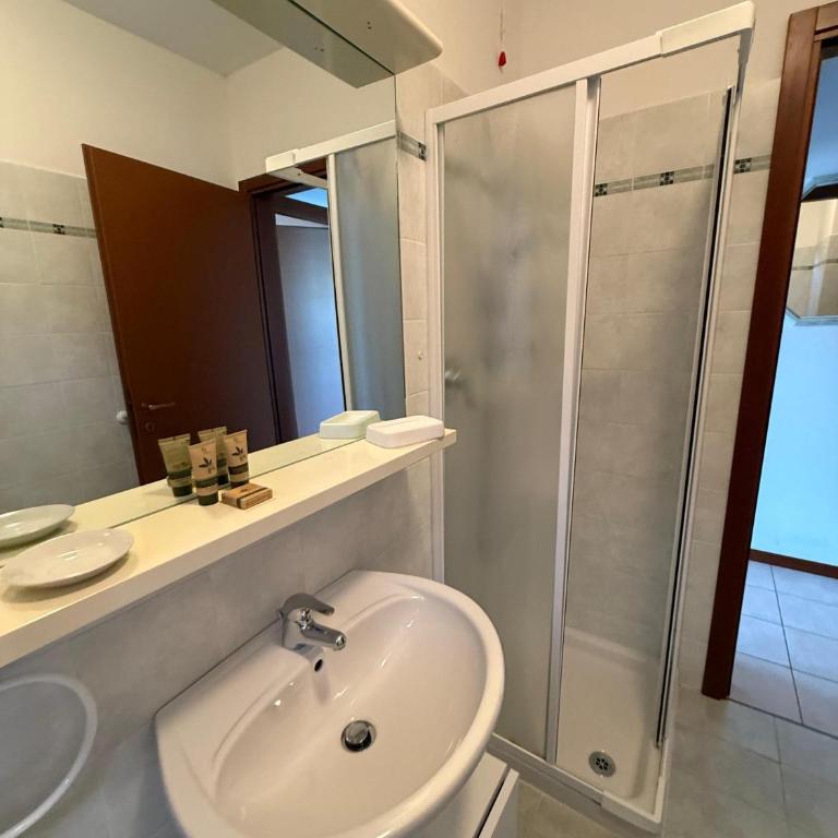 La Quiete 30 Lake view apartment by Gardadomusmea - Appartamento - Piano Terra - 11