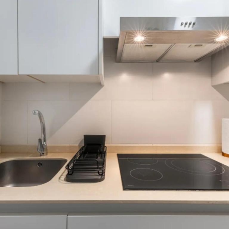 Apartamento céntrico en Granada con garaje gratis. - Two-Bedroom Apartment - 17