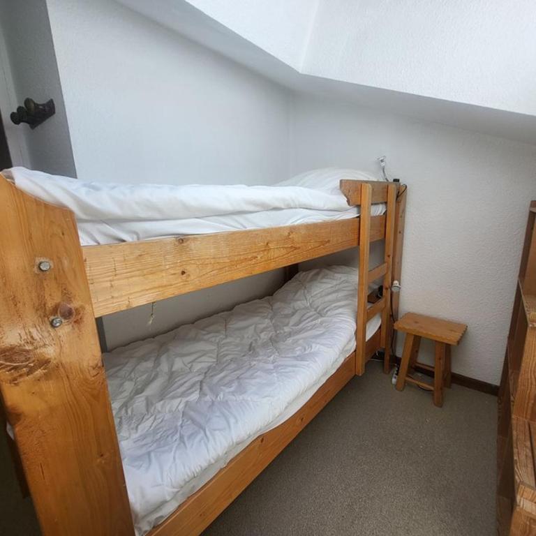 Duplex 3 pièces avec mezzanine, parking et balcon exposé sud sur les pistes - FR-1-266-64 - Appartement (6 Adultes) - 10