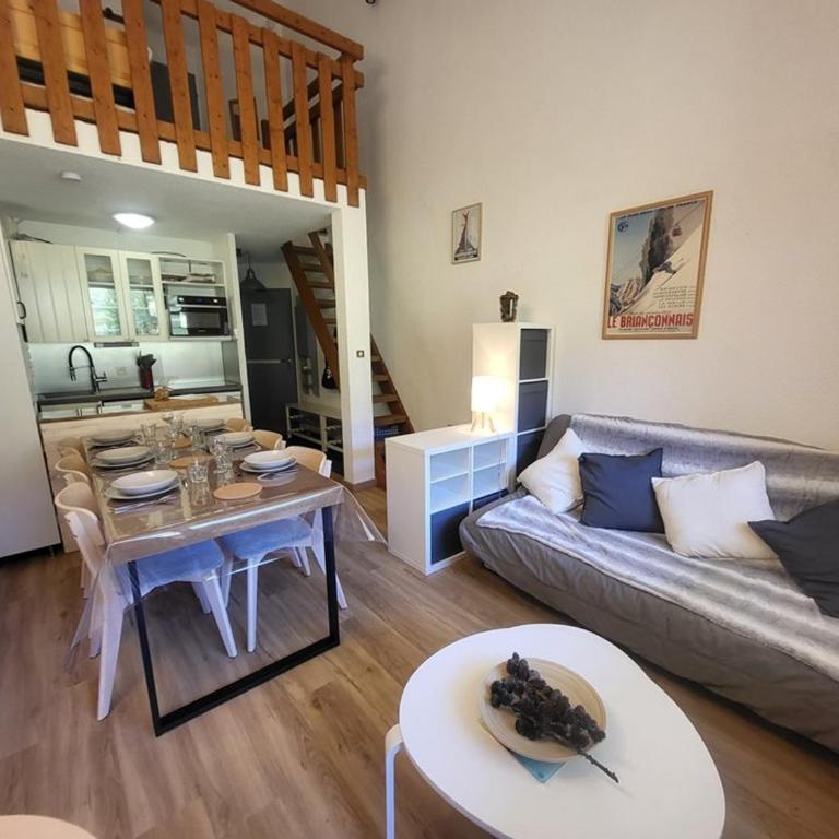 Duplex 3 pièces avec mezzanine, parking et balcon exposé sud sur les pistes - FR-1-266-64 - Appartement (6 Adultes) - 14