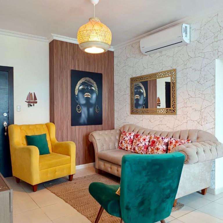 DEPARTAMENTO, a una calle de la PLAYA Y MALECÓN - Apartamento de 3 dormitorios - 2