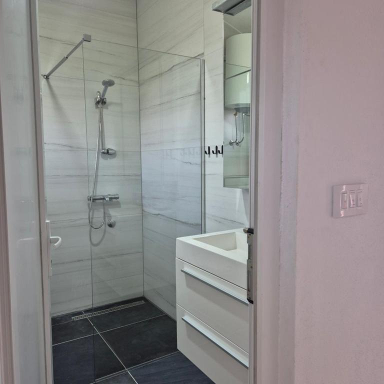 Apartments Nuro - Apartman sa 2 Spavaće Sobe i Terasom - 26
