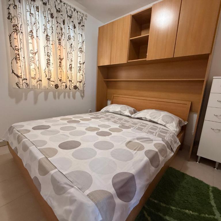 Breeze Apartment with pool - Two-Bedroom Apartment - 8