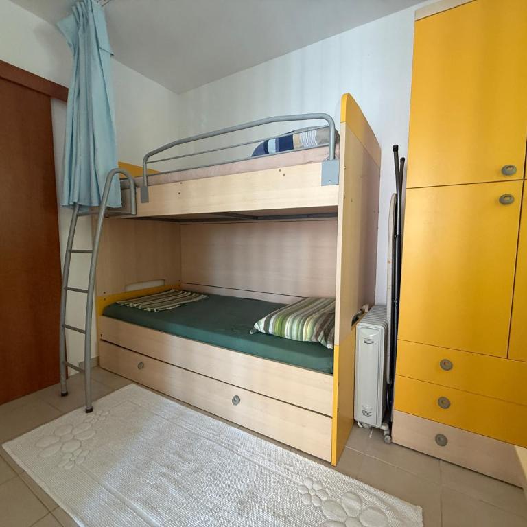 Breeze Apartment with pool - Two-Bedroom Apartment - 13