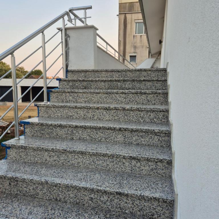 Apartments Nuro - Apartman sa 2 Spavaće Sobe i Terasom - 3