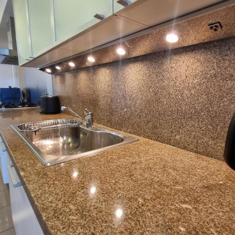 Le Parc con vista a Uruguay y Cochera - Apartamento con vistas al lago - 22