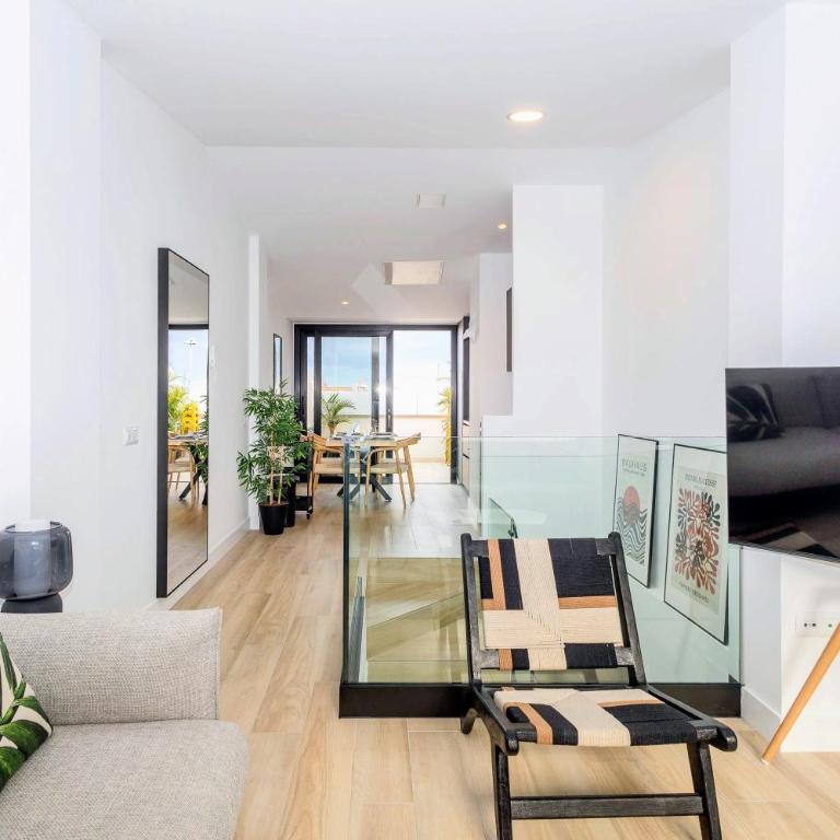 3BR Portview Luxury Penthouse & Terrace - Apartamento de 2 dormitorios con balcón y vistas al mar - 1