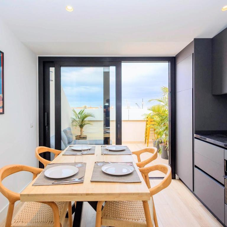 3BR Portview Luxury Penthouse & Terrace - Apartamento de 2 dormitorios con balcón y vistas al mar - 12