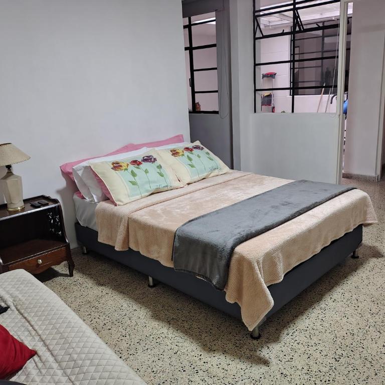 Casa en Laureles Ideal para Familias - Apartamento de 3 dormitorios - 83