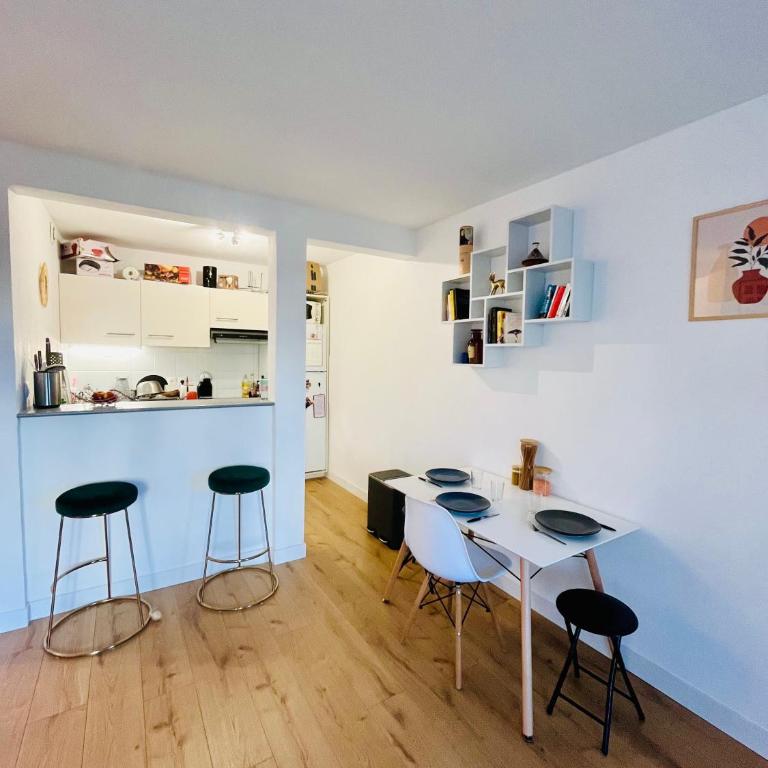 Charmant Appartement calme avec piscine - Appartement 1 Chambre - 5