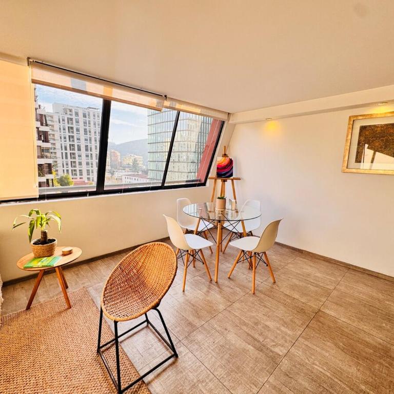 Depto a pasos de Barrio gastronómico y Parque Arauco - Apartamento de 2 dormitorios - 2