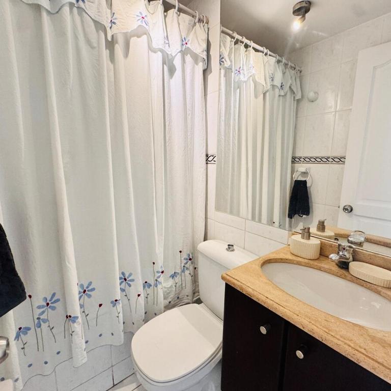Depto a pasos de Barrio gastronómico y Parque Arauco - Apartamento de 2 dormitorios - 11