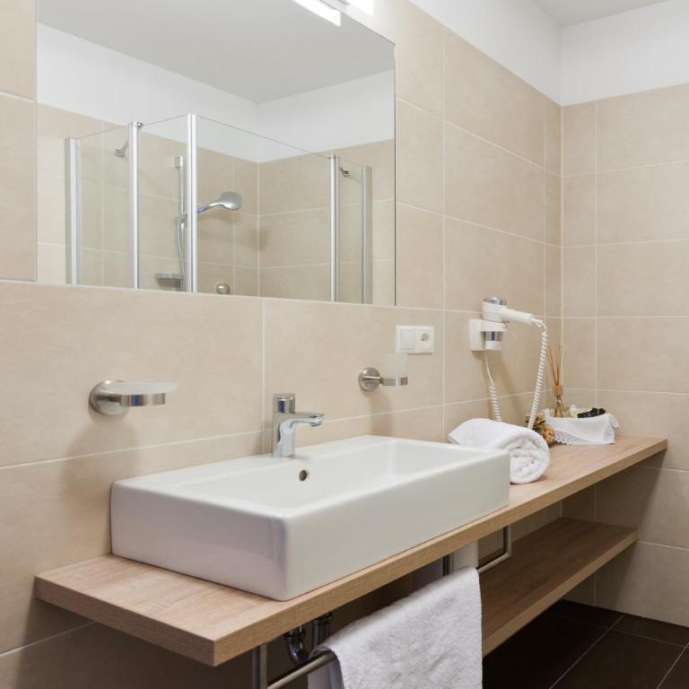 Mountain Residence Montana - Appartamento Superior con 2 Camere da Letto - 4