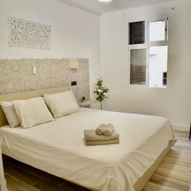 Modern Flat 6 pax Las Canteras - Apartamento de 2 dormitorios - 3