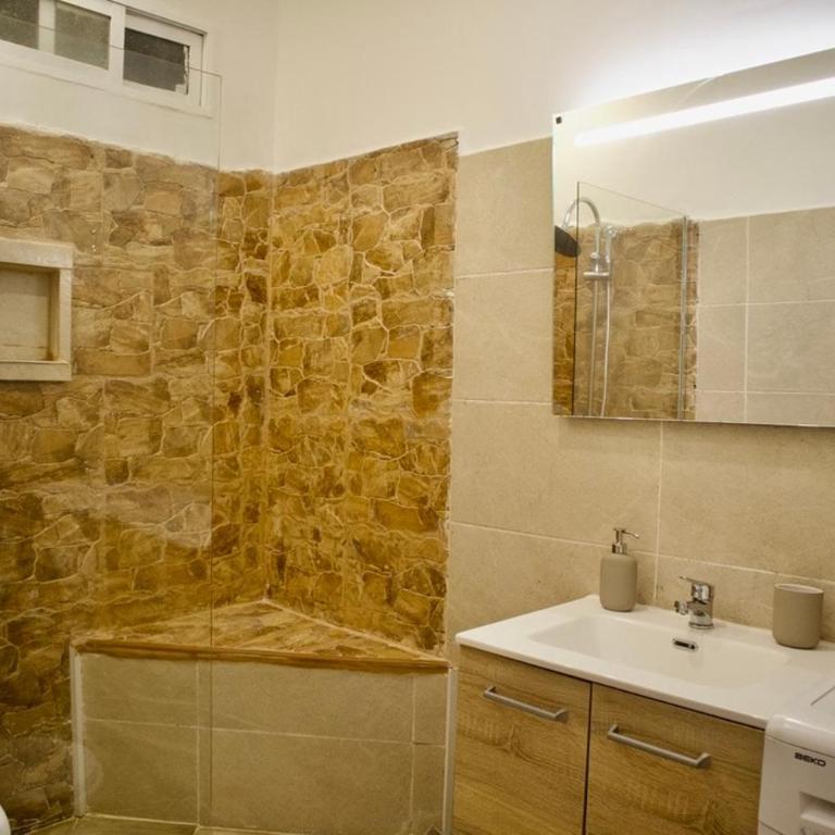Modern Flat 6 pax Las Canteras - Apartamento de 2 dormitorios - 8