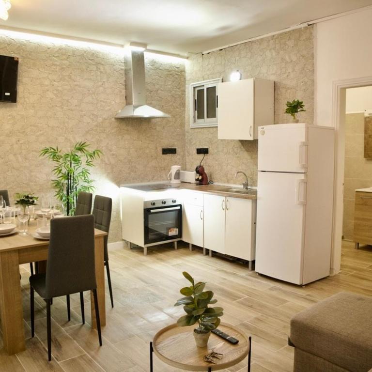Modern Flat 6 pax Las Canteras - Apartamento de 2 dormitorios - 12
