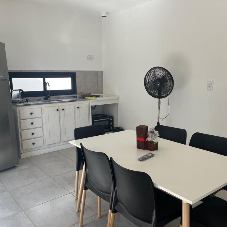 Tu escapada ideal en Mar de Ansenuza - Patio y piscina privada - Apartamento de 2 dormitorios - 5