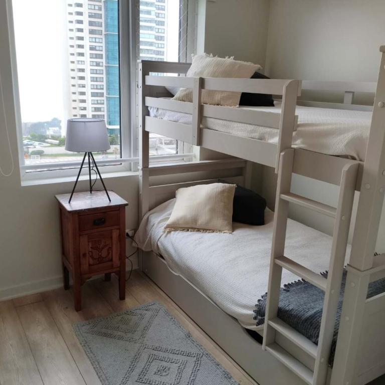 Coastal 4 Bedroom for 7 Near Concon Beach - Apartment - 7