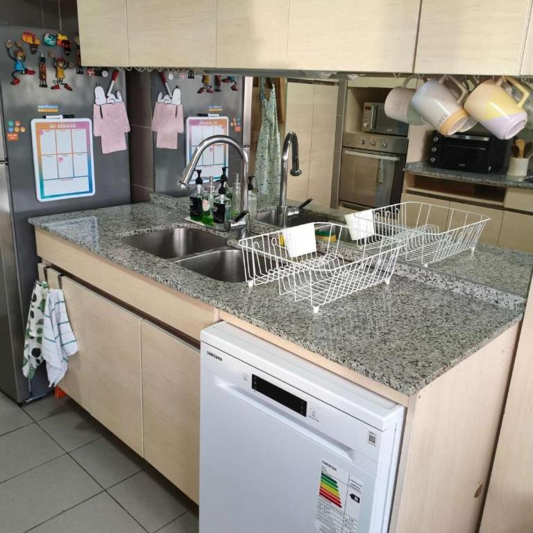 Coastal 4 Bedroom for 7 Near Concon Beach - Apartment - 27
