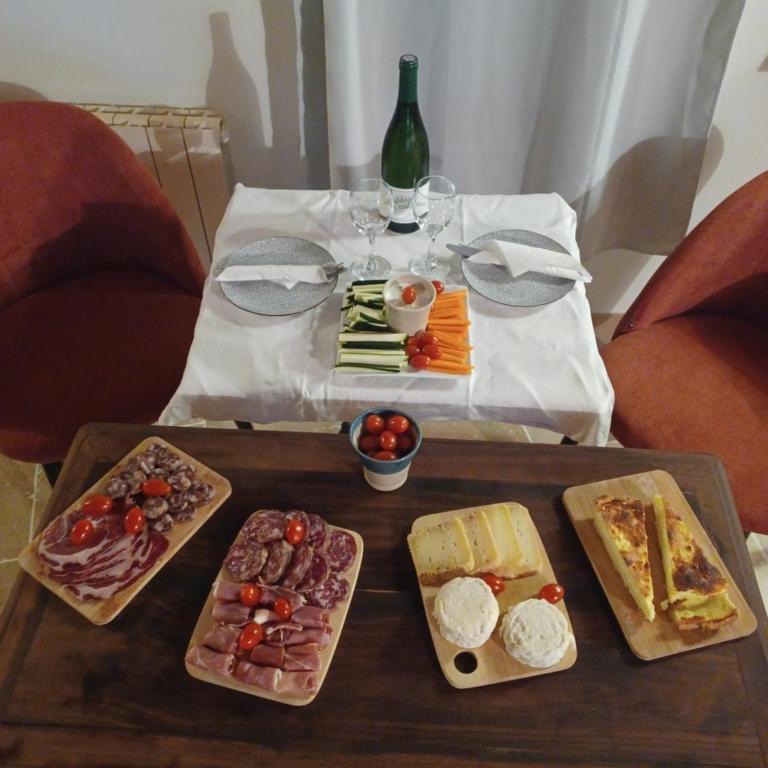 Hébergement insolite avec jacuzzi privatif Millau - Appartement 1 Chambre - 4