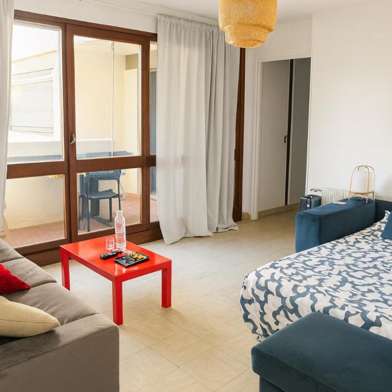 Appartement avec balcon, piscine et garage privé - Apartment mit 1 Schlafzimmer - 9